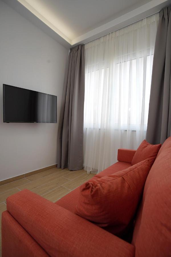 Apartment Tip - Athens