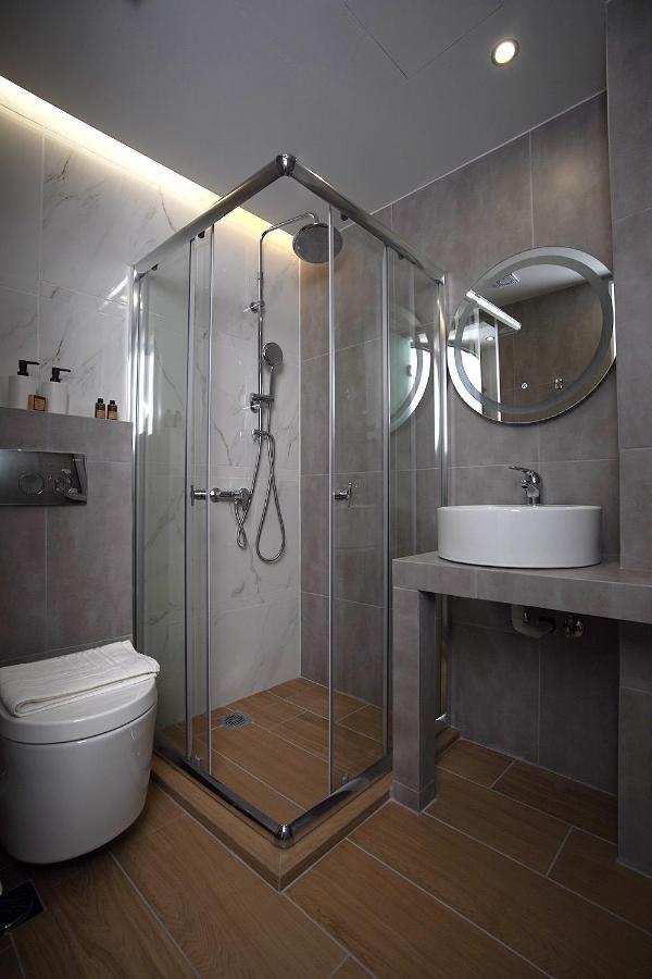 Apartment Tip - Athens